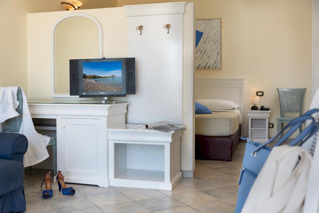 Hotel Riviera Сан Вито ло Капо Екстериор снимка