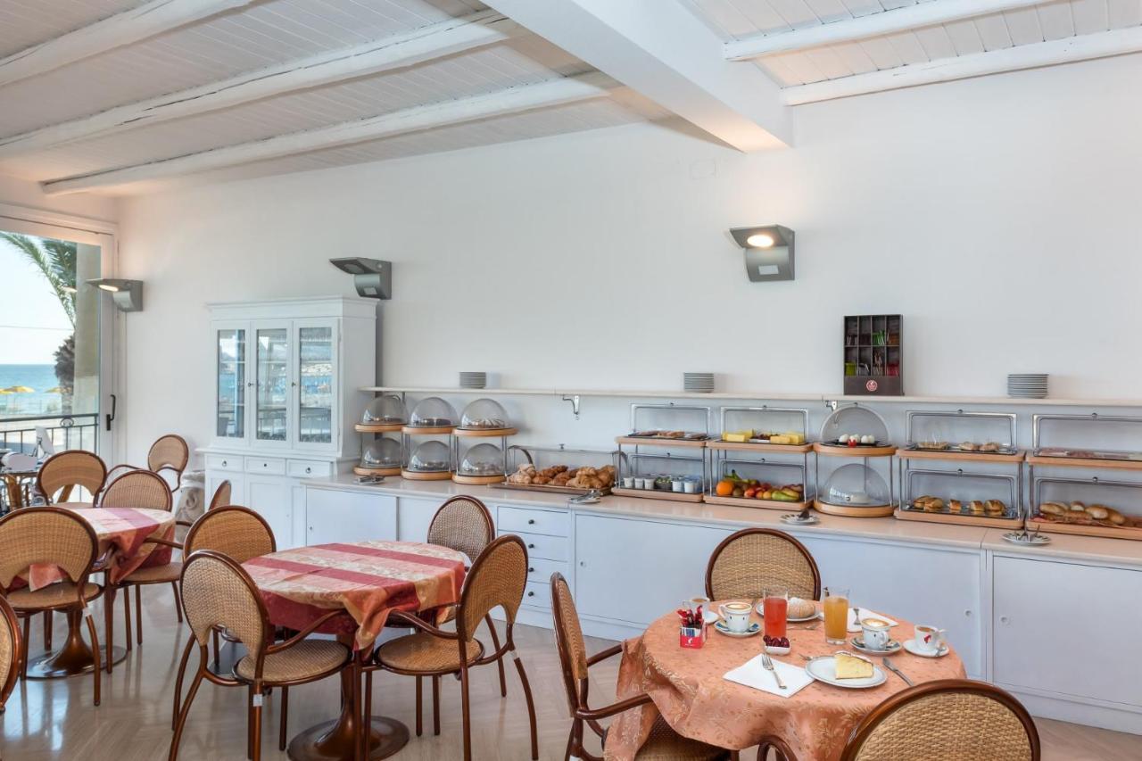 Hotel Riviera Сан Вито ло Капо Екстериор снимка